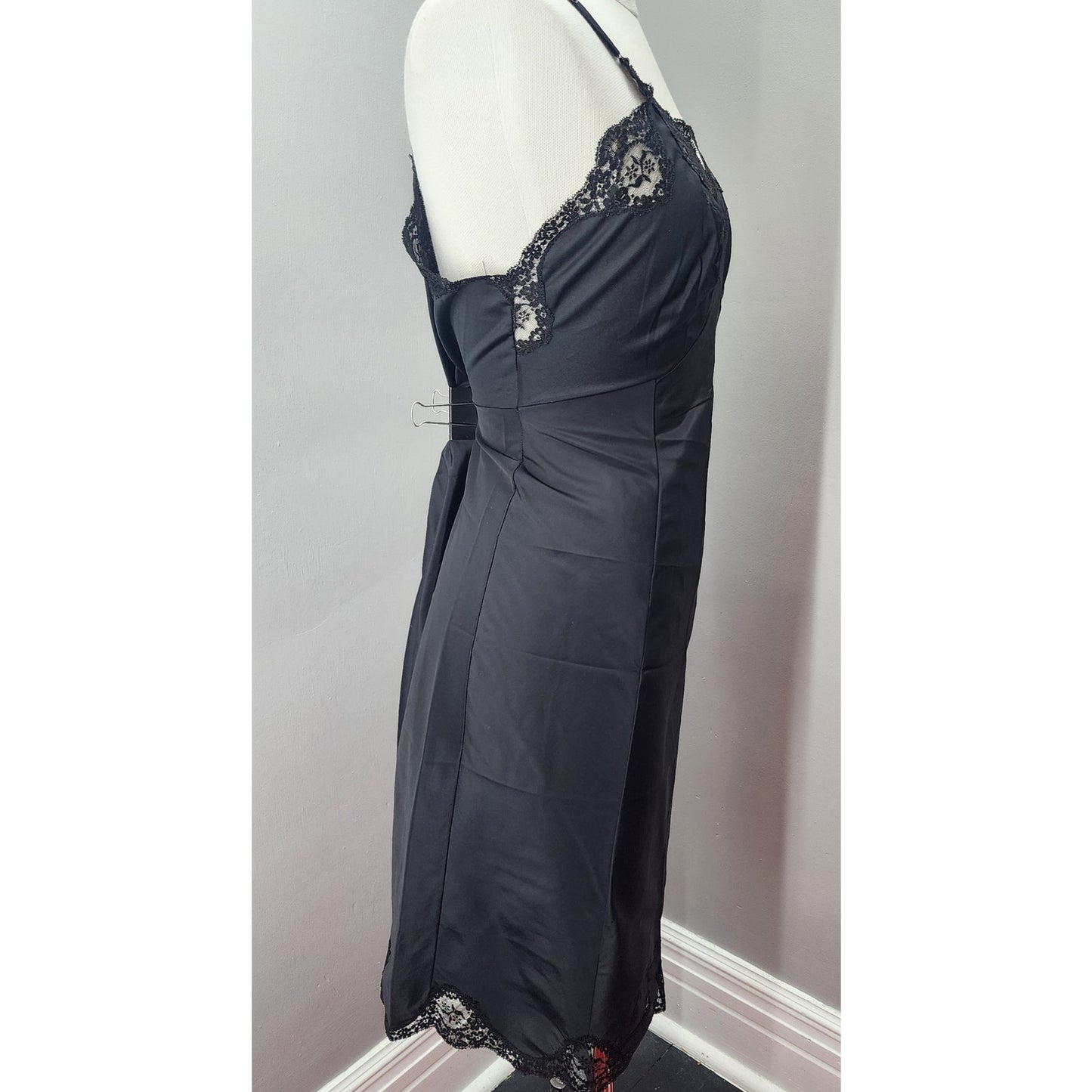 60s Vintage Black Wonder Maid Satin Slip - M / L 38
