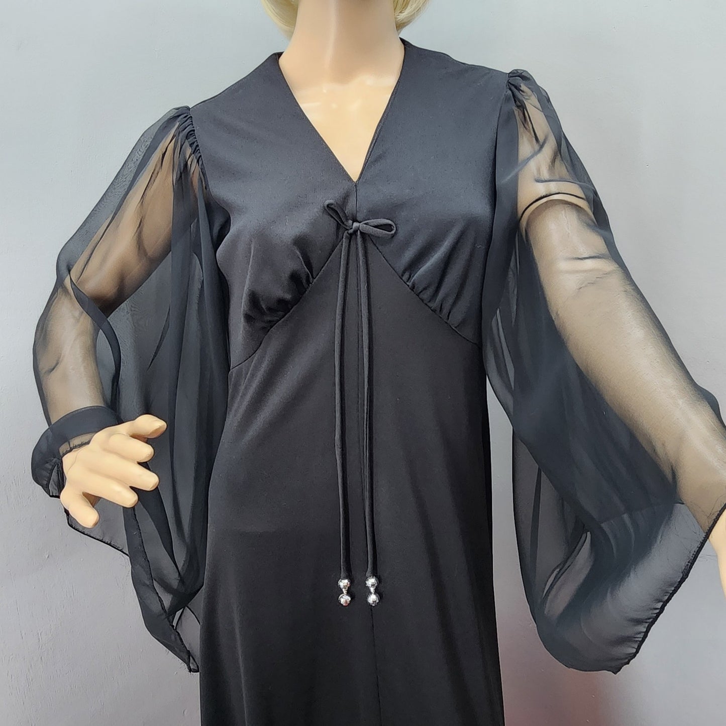 70s Vintage Sears Fashion Black Angel Sleeve Maxi - M