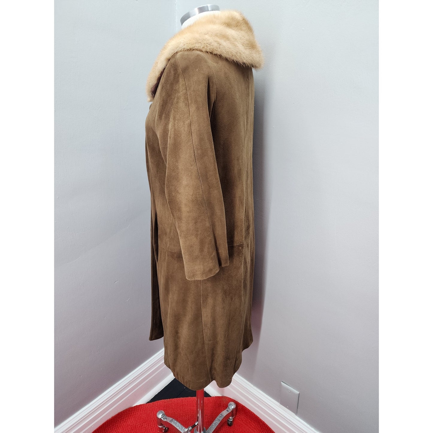 Vintage 60s Light Brown Suede Coat with Auburn Fur Collar - S
