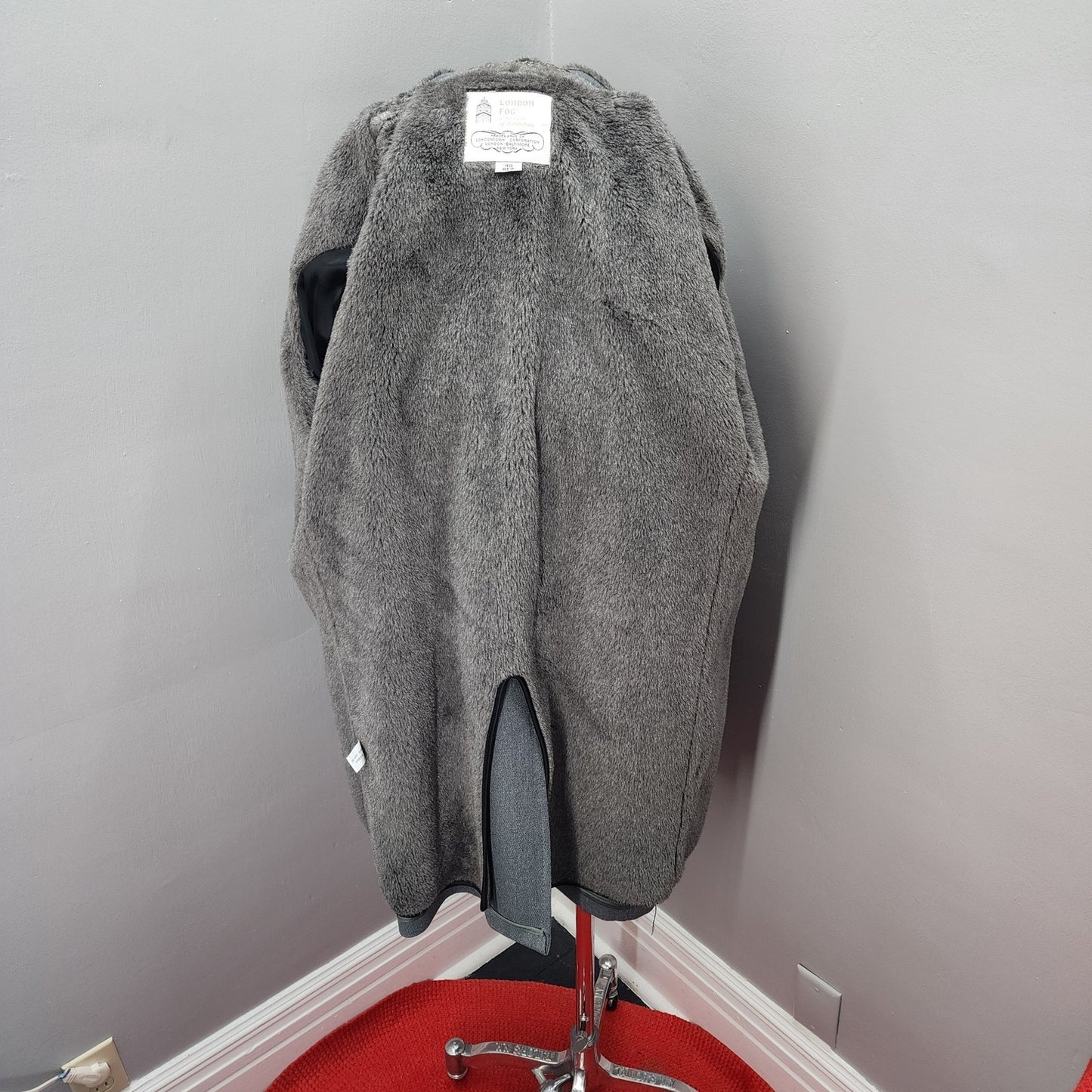 70s Vintage London Fog Men's Faux Fur Lined Coat, Gray - 40R