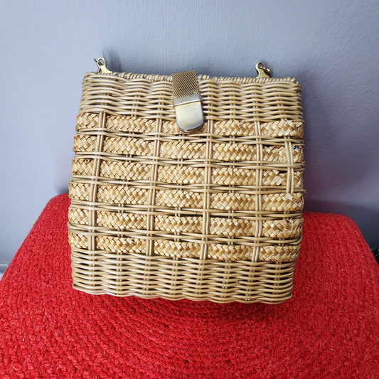 60s Vintage Natural Color Faux Wicker and Raffia Framed Shoulder Purse