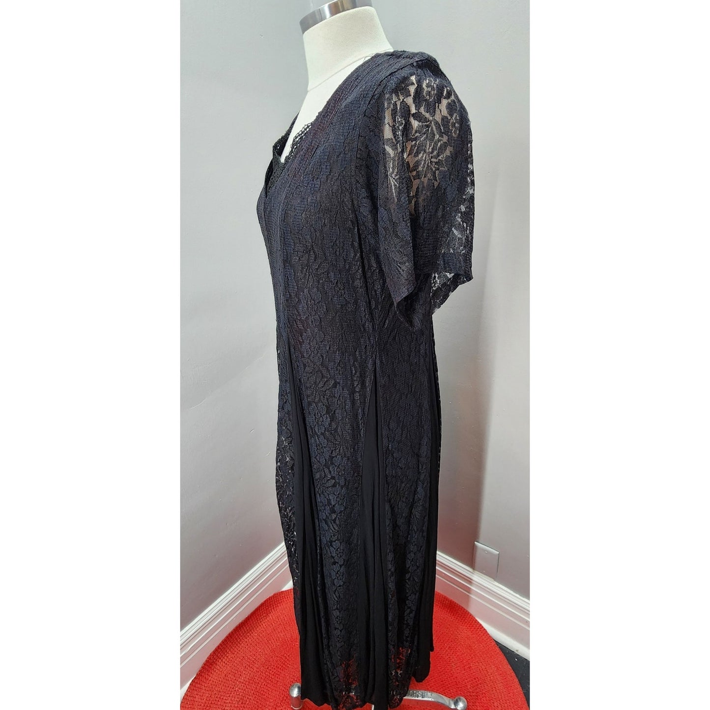 90s Vintage Black Nostalgia Lace and Rayon Midi/Maxi - S