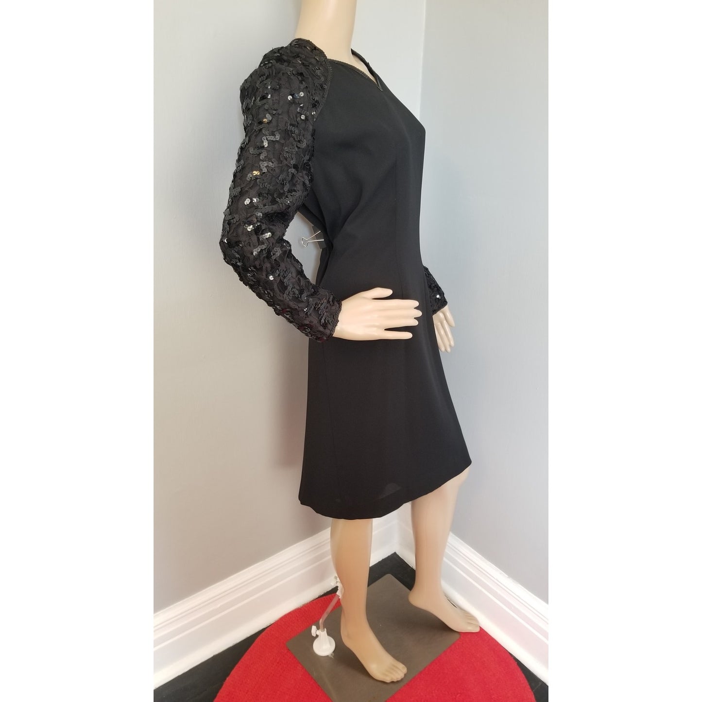 80s Vintage Caron Petite Black Lace and Sequined Sheath Dress - M