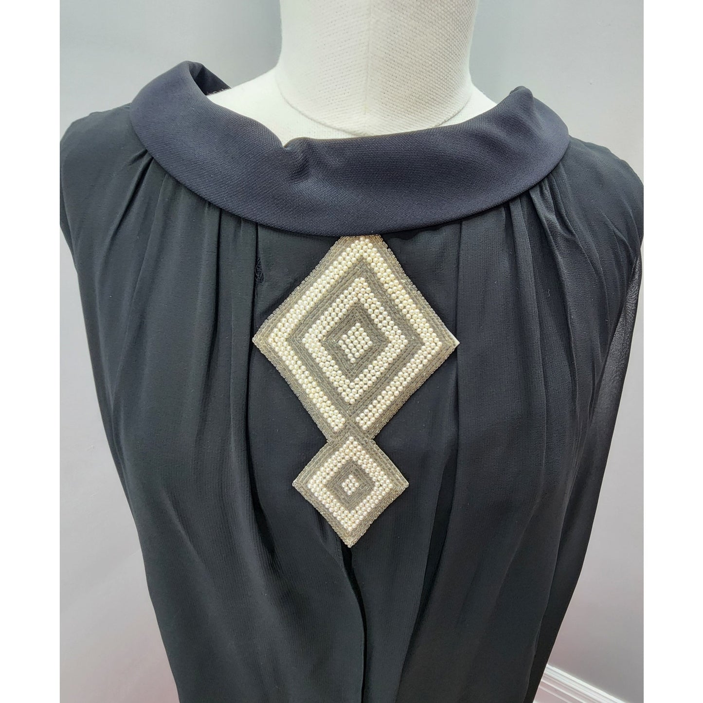 60s Vintage Black Sheath Cocktail Dress w/Beaded Applique - XL