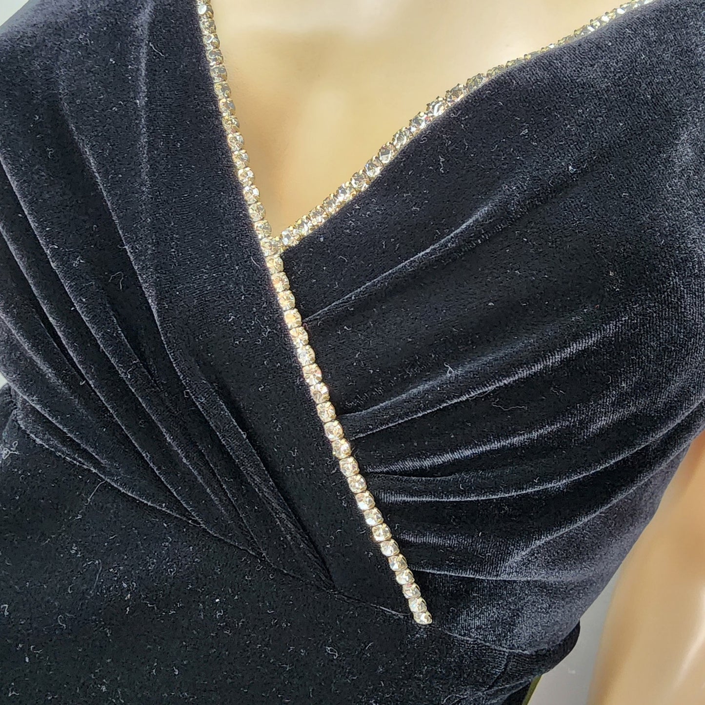 90s Vintage Black Tie Velour Rhinestone Gown - M