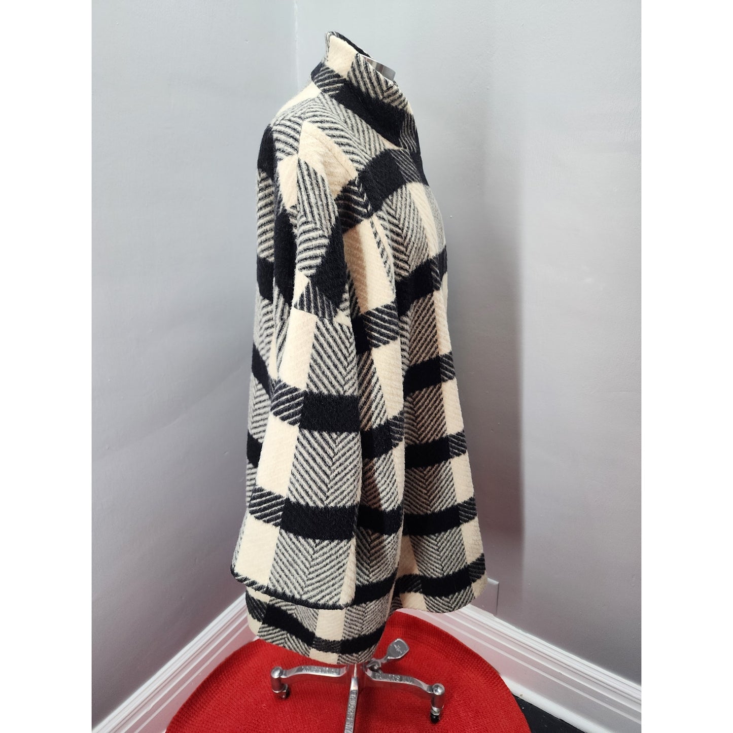 80s Vintage Peabody House Black & Cream Oversized Cape/Coat - XXL