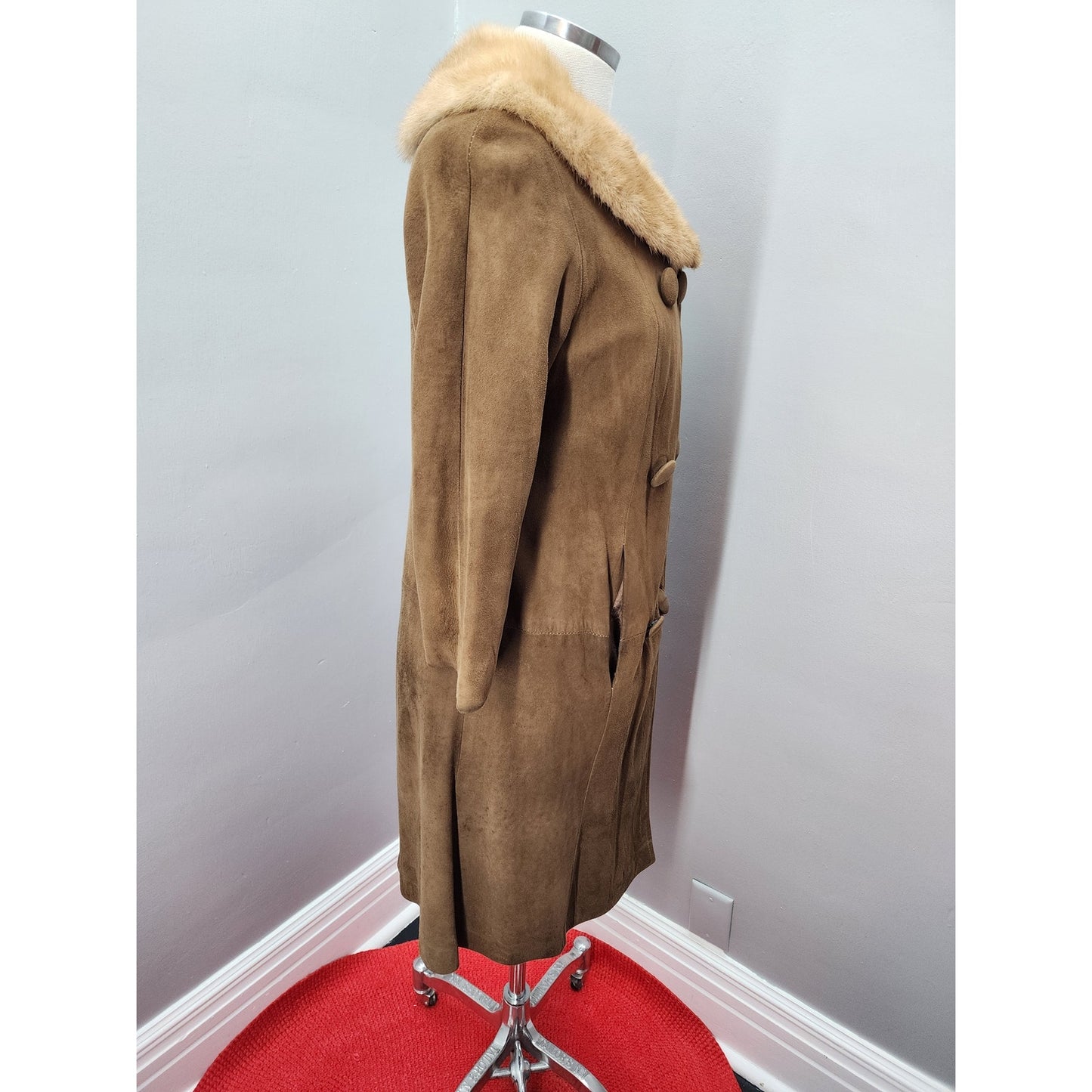 Vintage 60s Light Brown Suede Coat with Auburn Fur Collar - S
