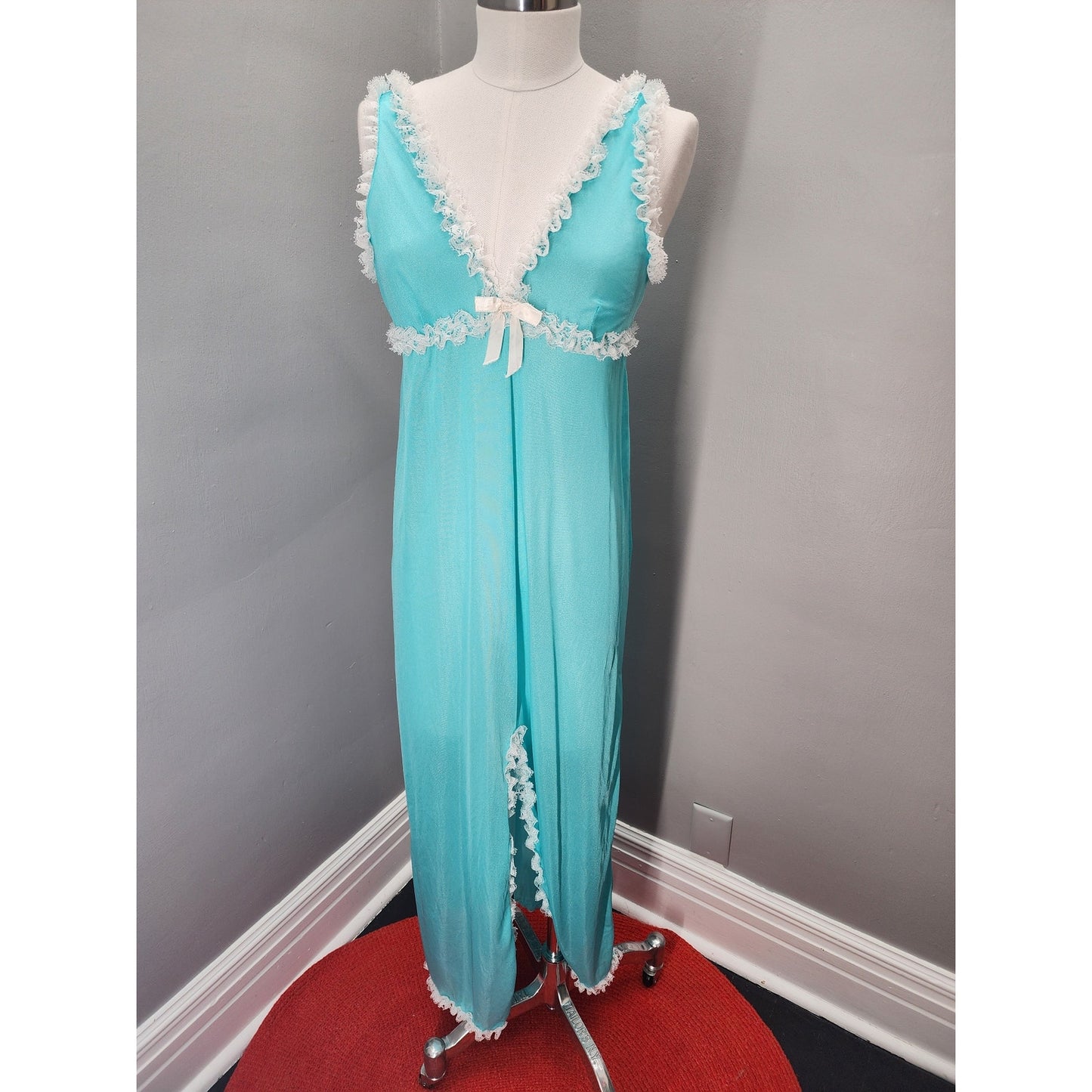 80s Vintage Robin Egg Blue Column Gown with Frilly Lace - S