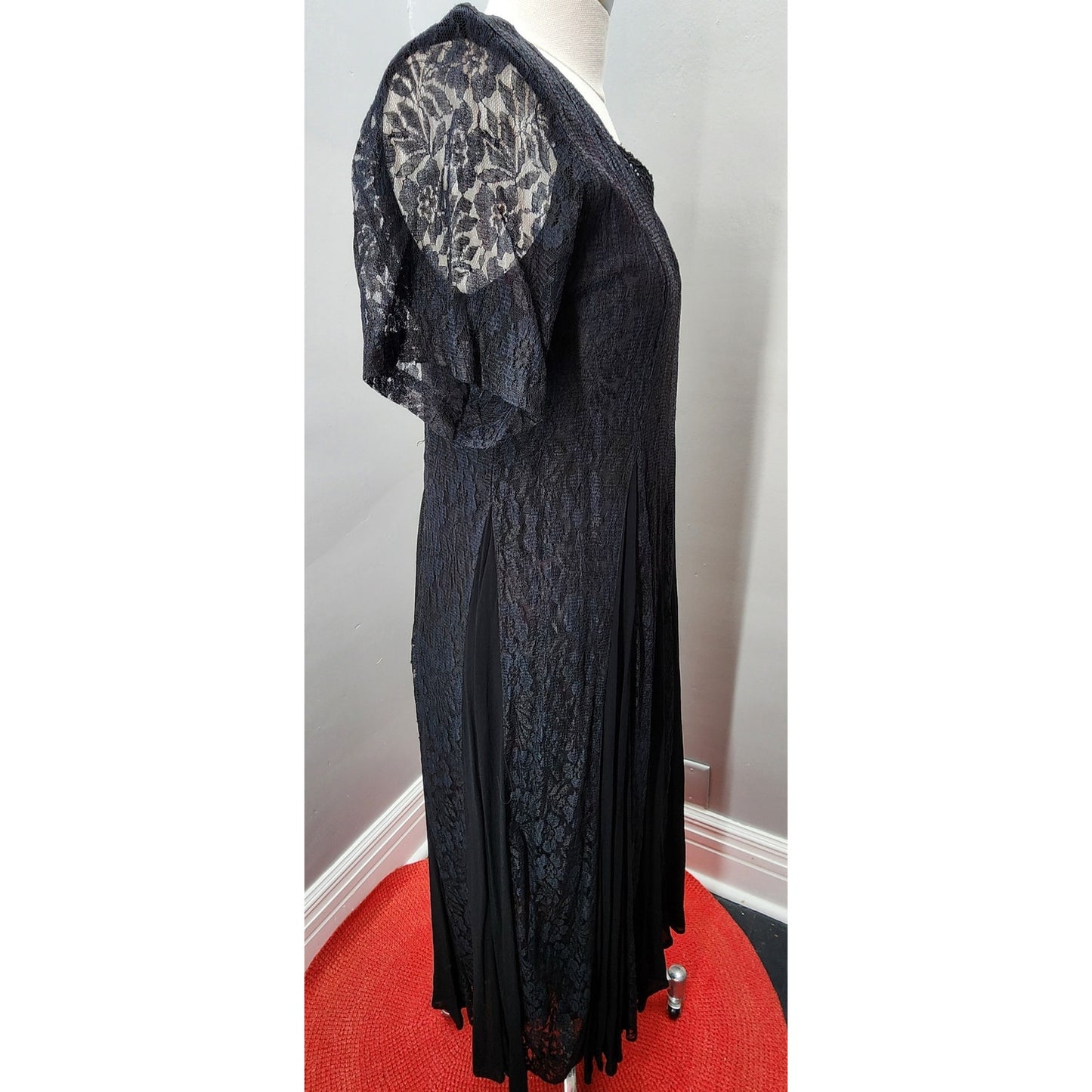 90s Vintage Black Nostalgia Lace and Rayon Midi/Maxi - S