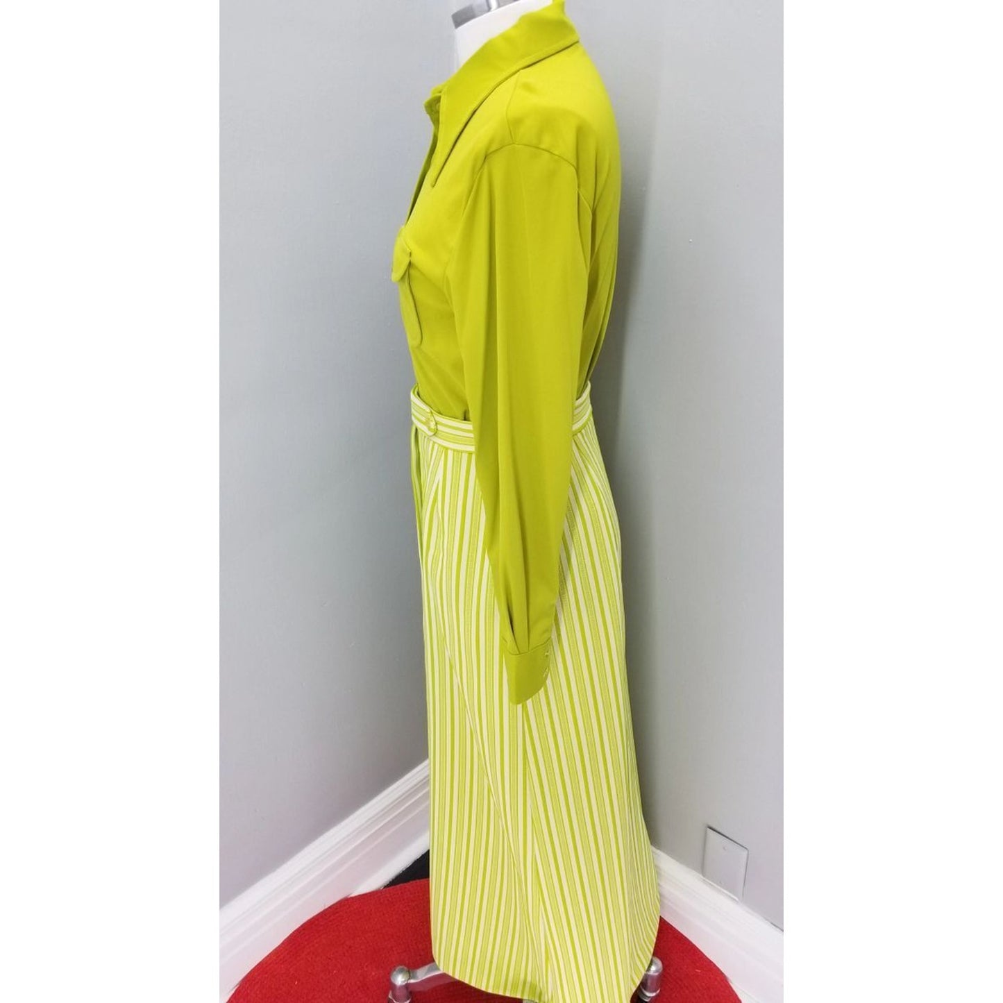 70s Vintage Dark Chartreuse Blouse and Maxi Skirt - M