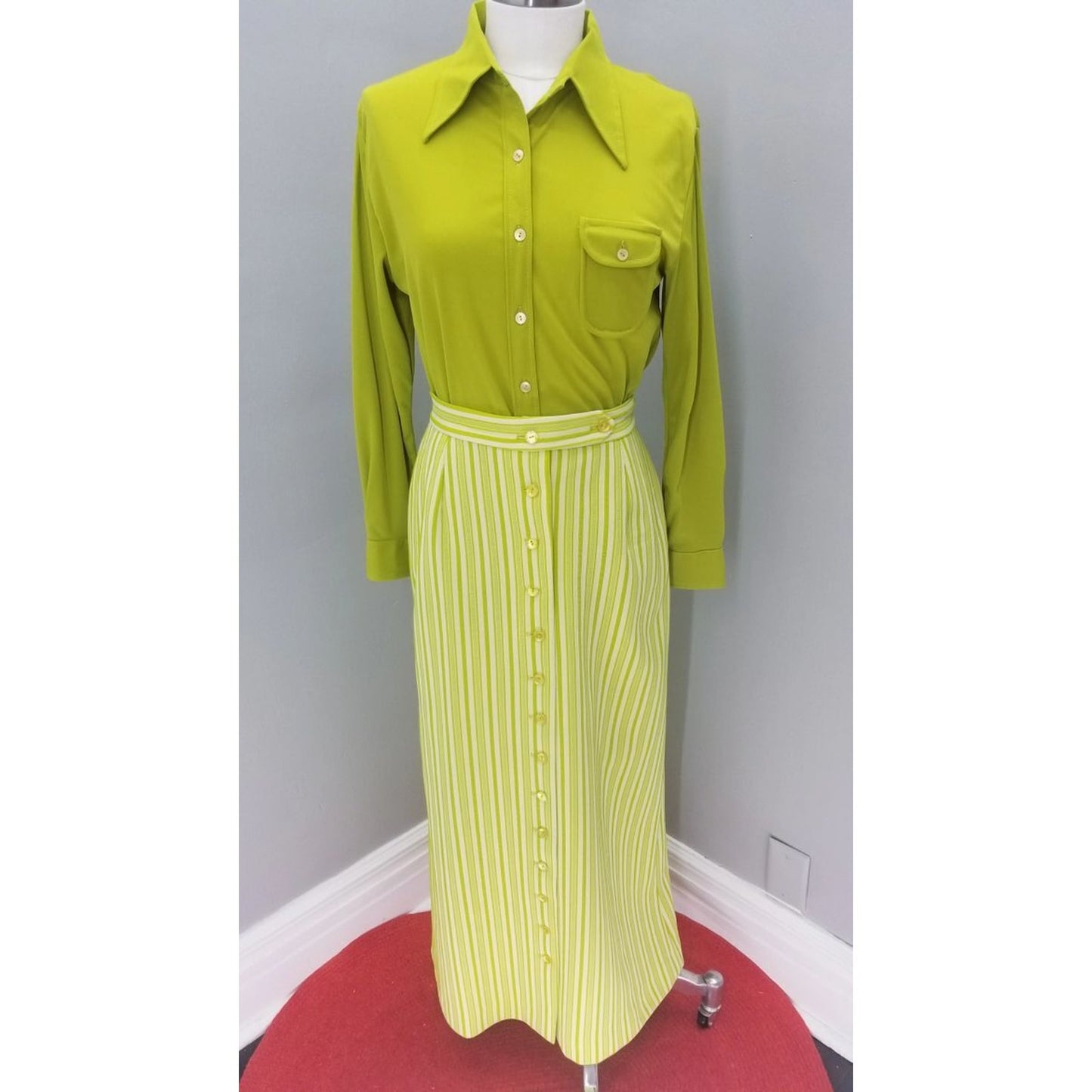 70s Vintage Dark Chartreuse Blouse and Maxi Skirt - M