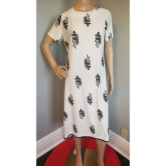 70s Vintage White with Black Design Shift Dress - M