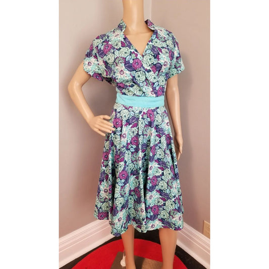 60s Style Handmade Dress in a Lively Floral with Contrasting Trim - L