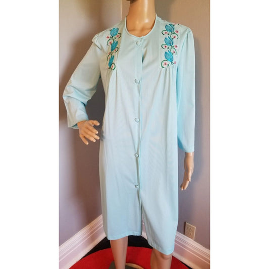 70s Vintage Vanity Fair Silky Nylon Embroidered Robe in Robin Egg Blue - M