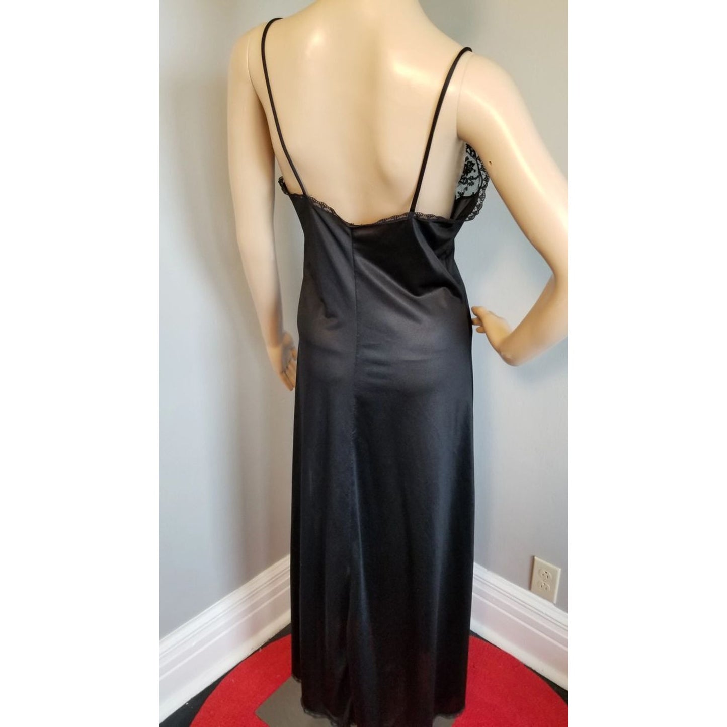 70s Vintage Lady Cameo of Dallas Black Column Gown - M