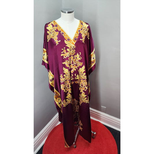 90s Vintage Winlar Burgundy Caftan with Gold Accents - OS