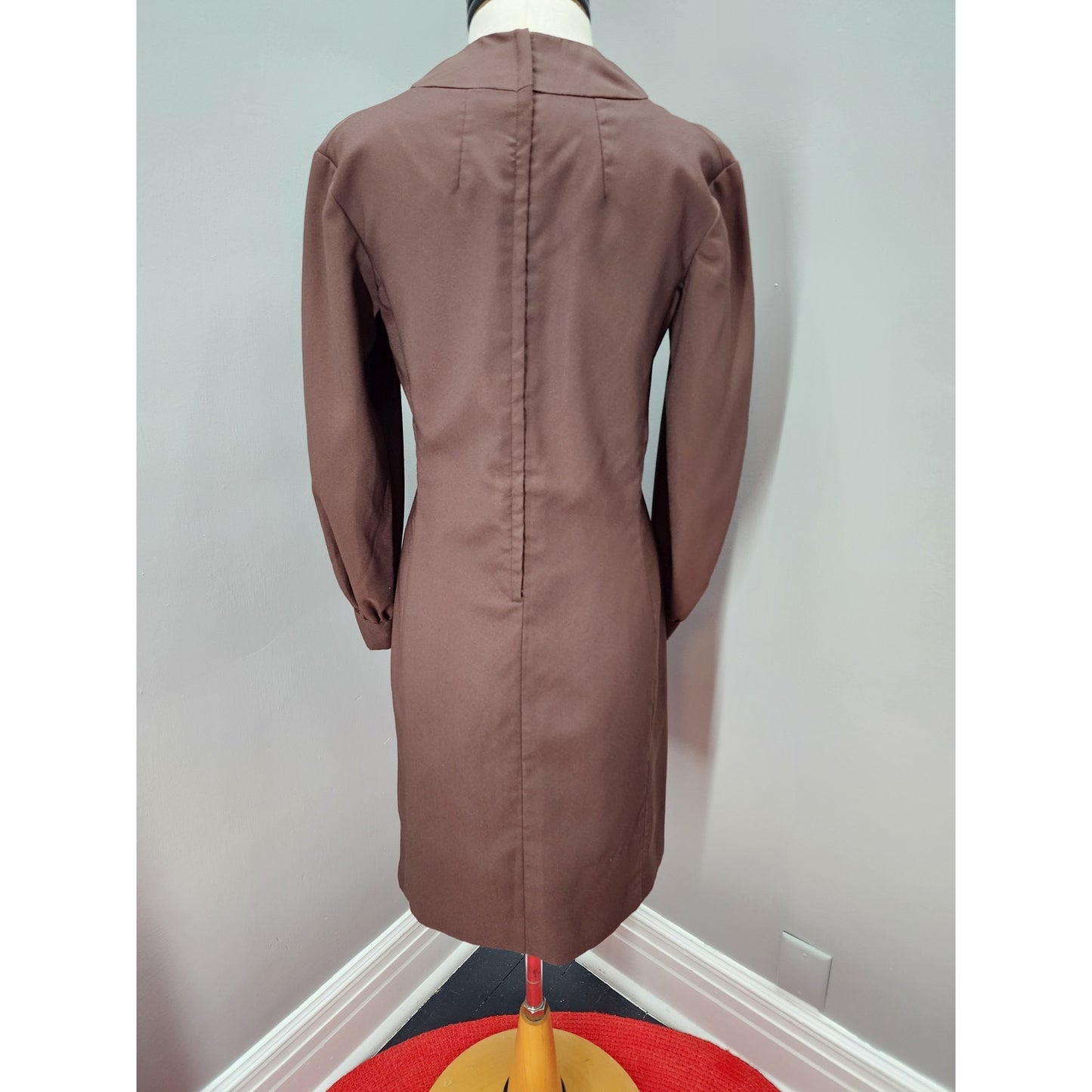 60s Vintage Handmade Brown Long Sleeved Sheath Dress - M