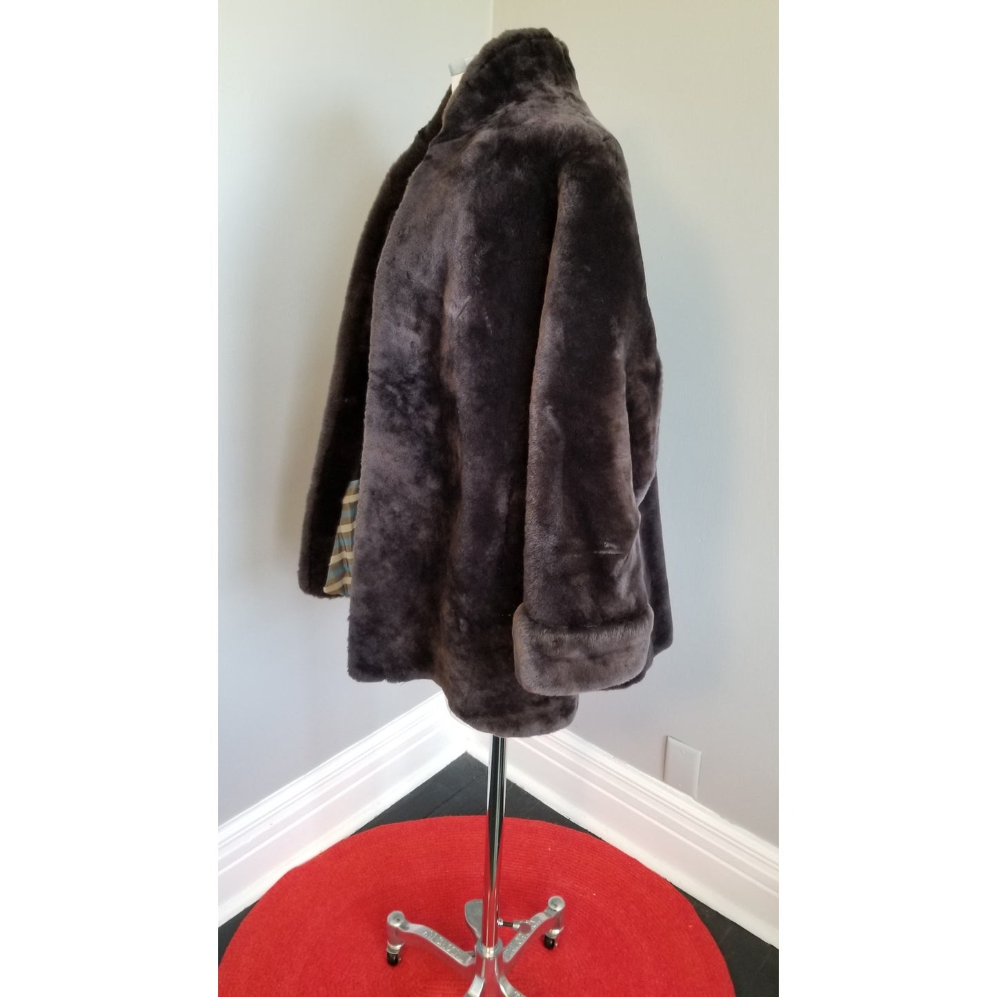 50s Vintage Charcoal Gray Mouton Fur Car Coat -  L