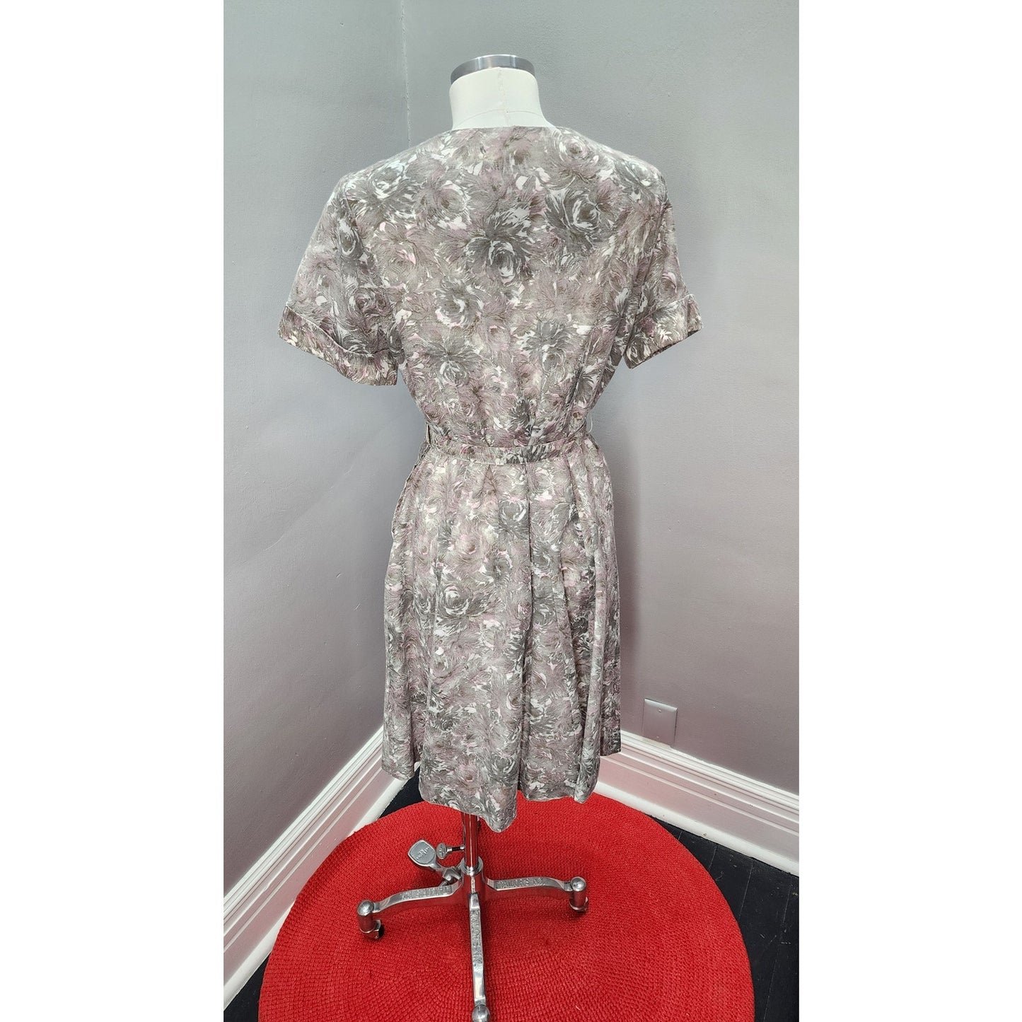 40s Vintage Sheer Day Dress in Grays and Lavenders - M