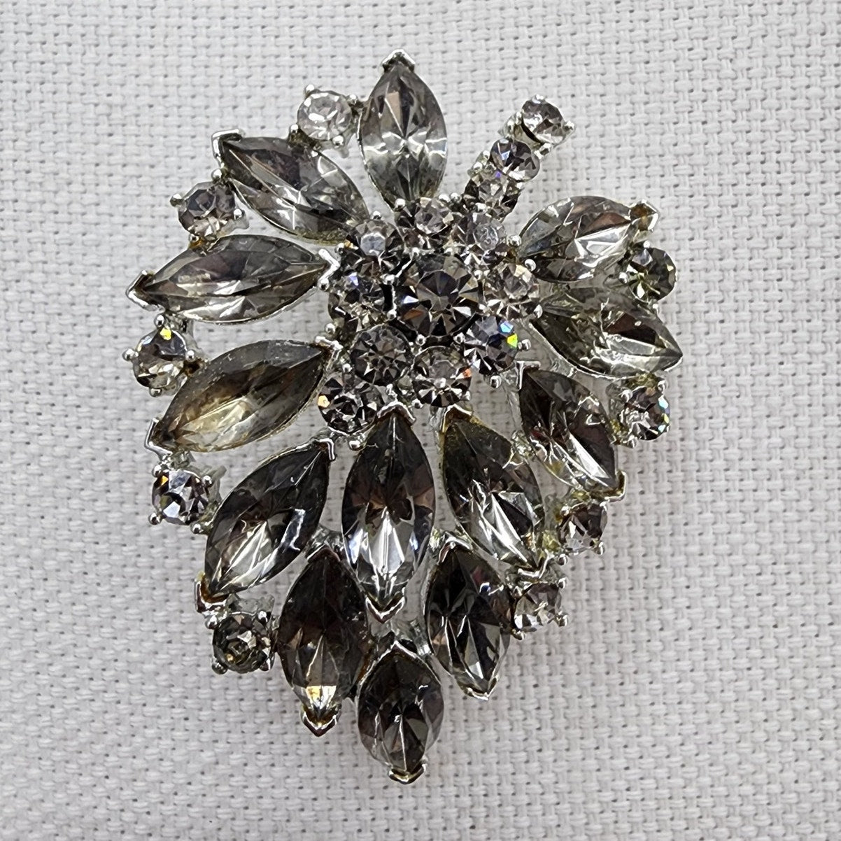 50s Vintage Weiss Lapel Brooch Pin, Smokey Grey Rhinestone, Silver Hardware