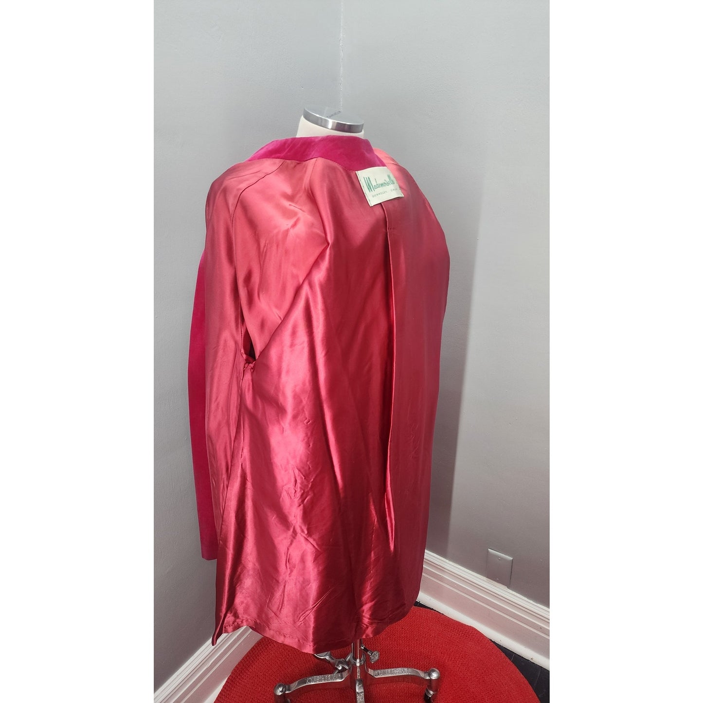 60s Vintage Marguerite Rubel Red Raspberry Velvet Swing Coat - L