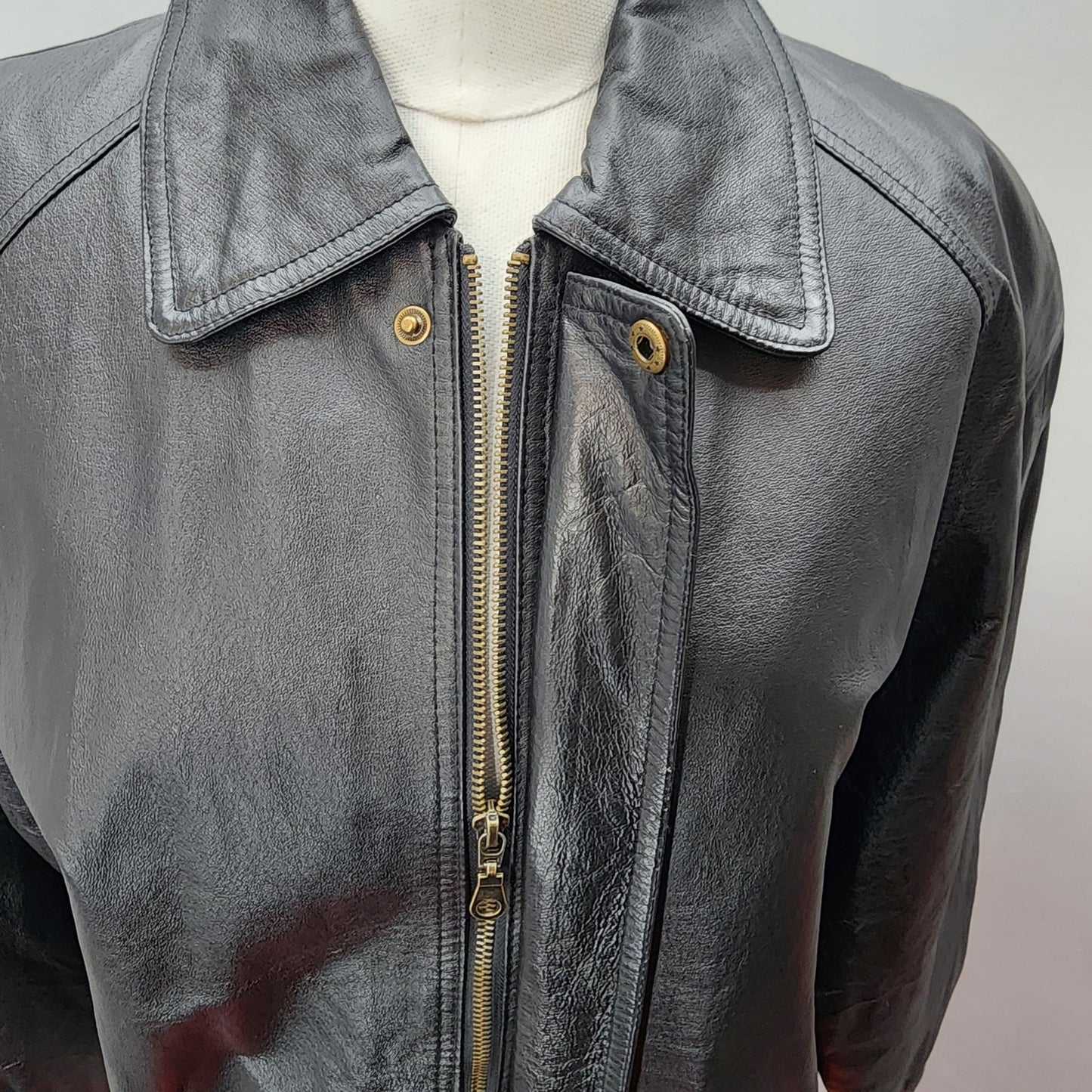 Y2Ks Vintage Men's Black Leather Jacket, Bomber Style - M