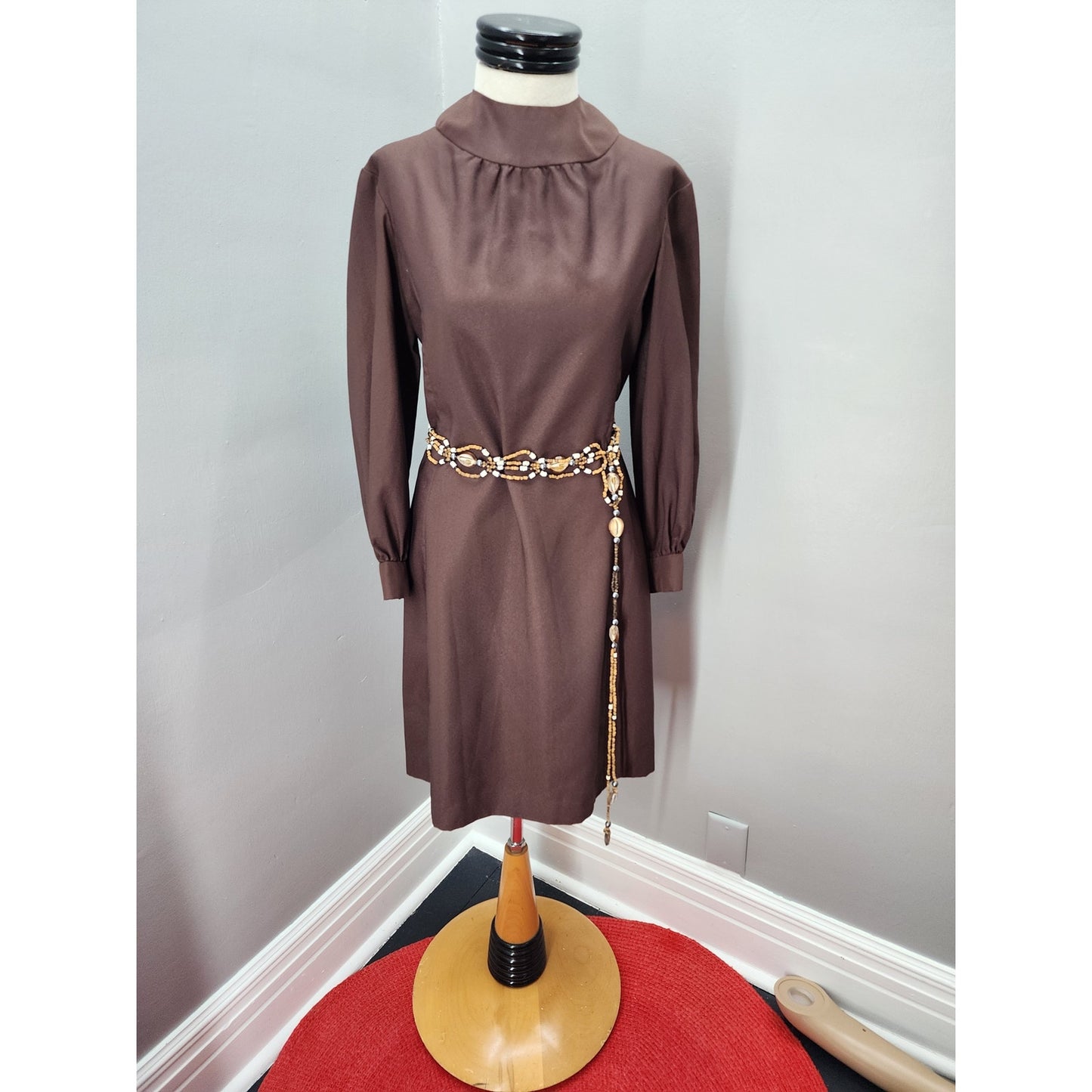 60s Vintage Handmade Brown Long Sleeved Sheath Dress - M