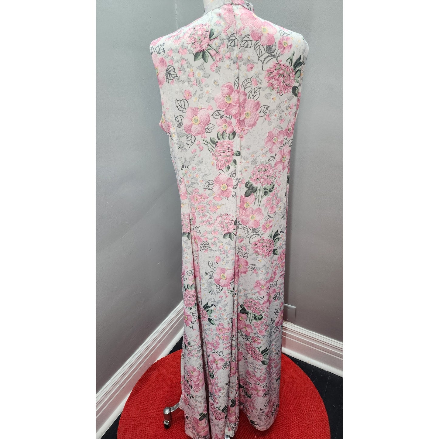 70s Vintage Handmade Poppy and Hydrangea Maxi - L Tall