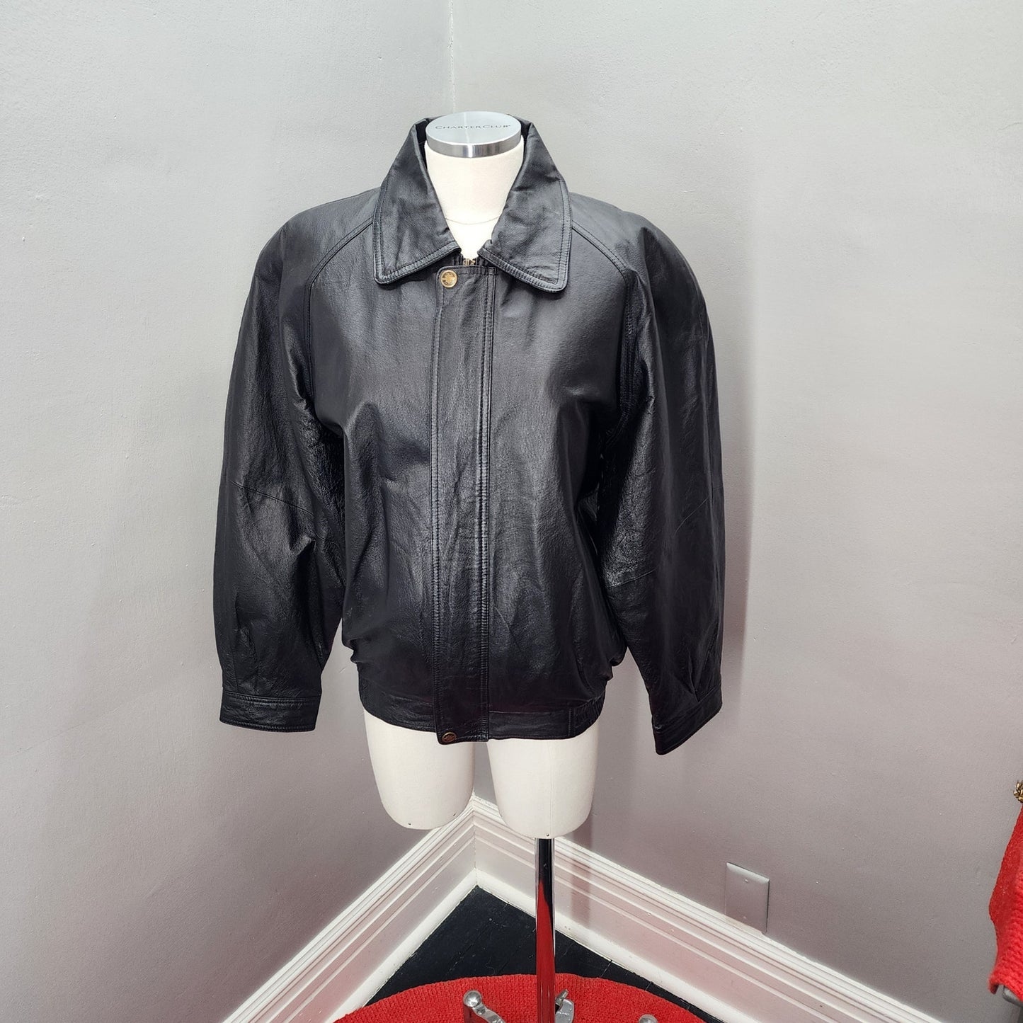 Y2Ks Vintage Men's Black Leather Jacket, Bomber Style - M