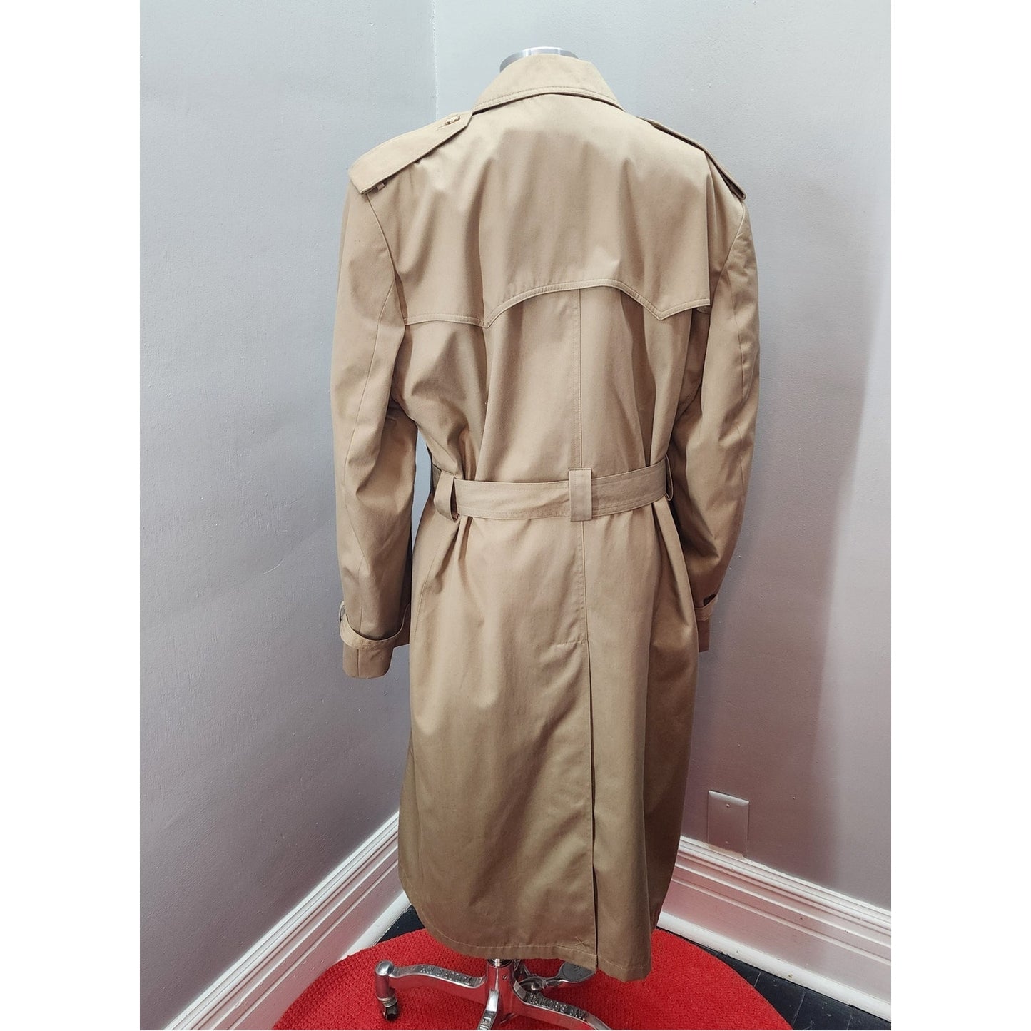 80s Vintage Men's Khaki Stafford All Weather Trench Coat - 44L