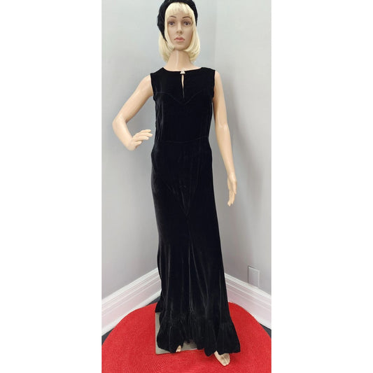 1930s Vintage Black Silk Velvet Sleeveless Mini-Trumpet Gown - S