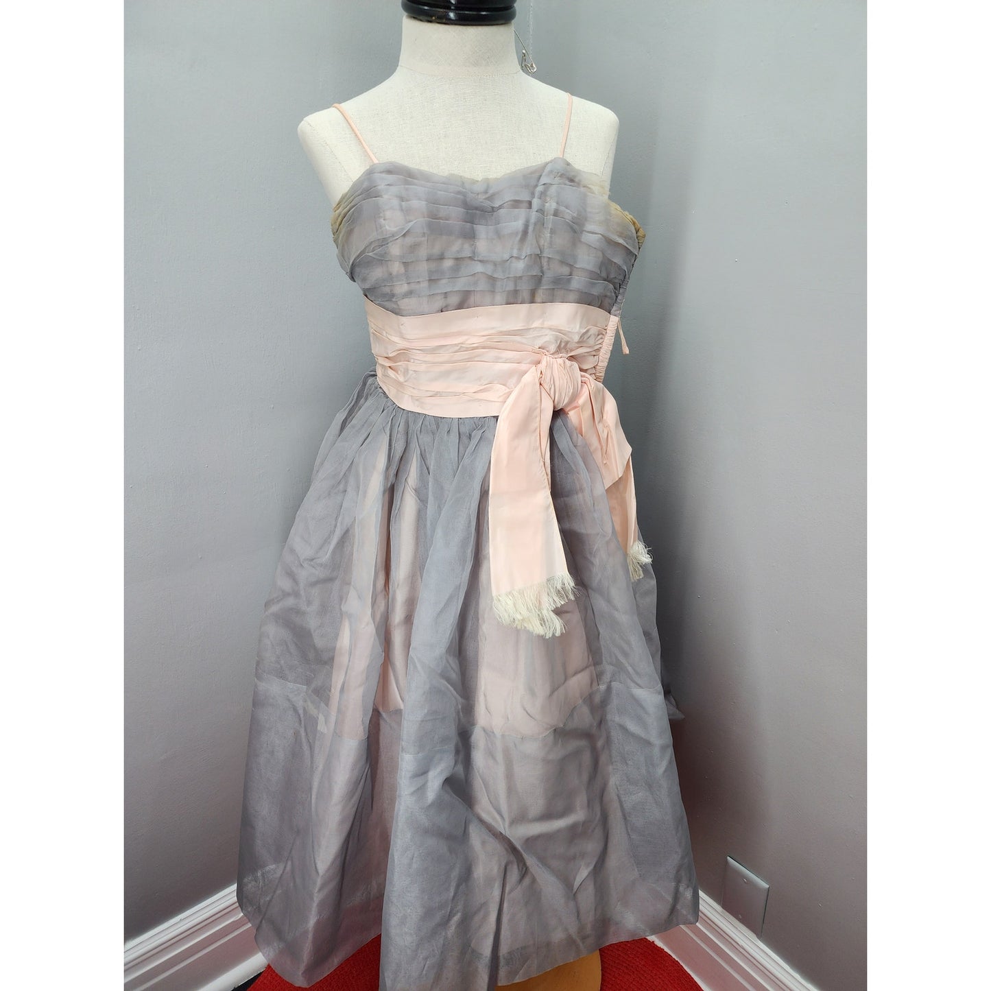 50s Vintage Gray Chiffon & Pink Satin Gown w/ Satin Waist - XS  PROJECT