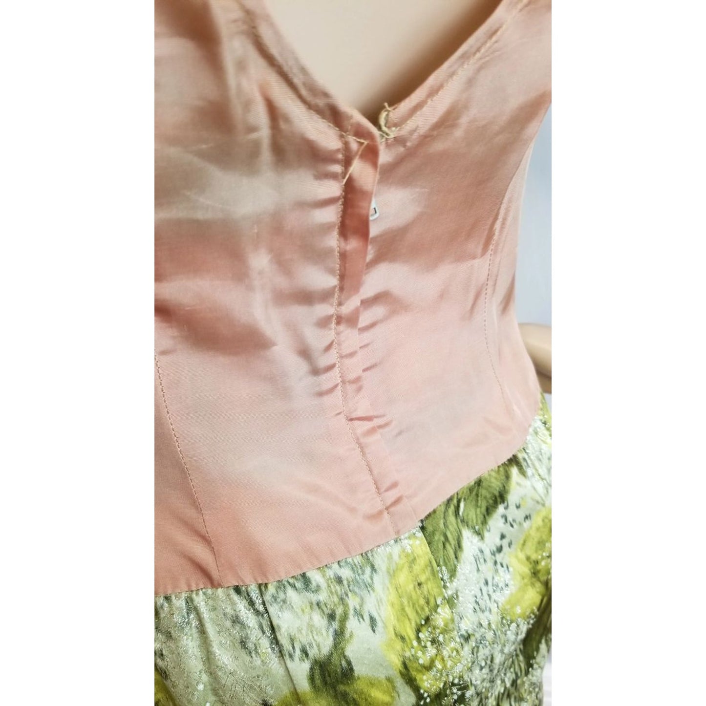 50s Vintage Mardi Gras Silk Dress in Greens and Silver - M