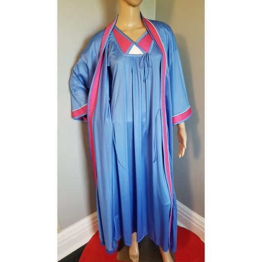 70s Vintage Barad & Co Peignoir in Blue with Sporty, Quilted Color Block - M